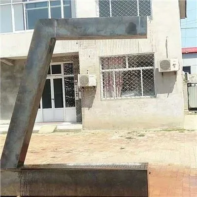 ประตูน้ำพุกลางแจ้ง