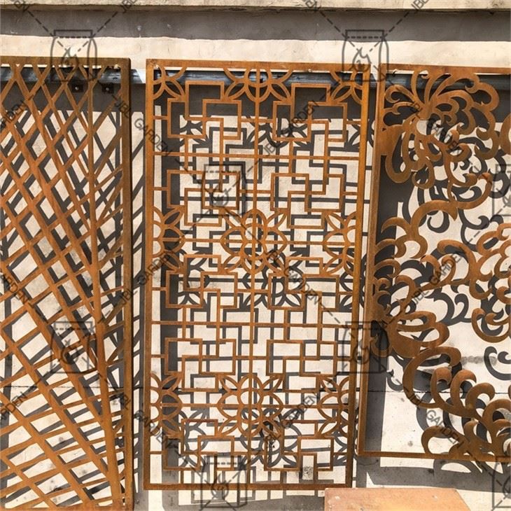Cutting Metal Screen Art
