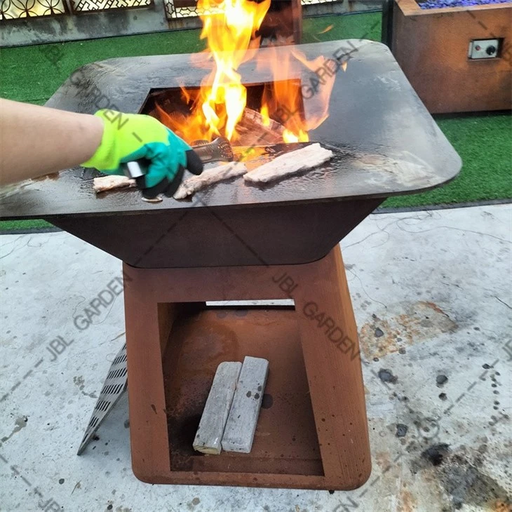 Outdoor Built in Grill
