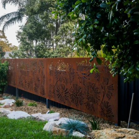 Outdoor Divider